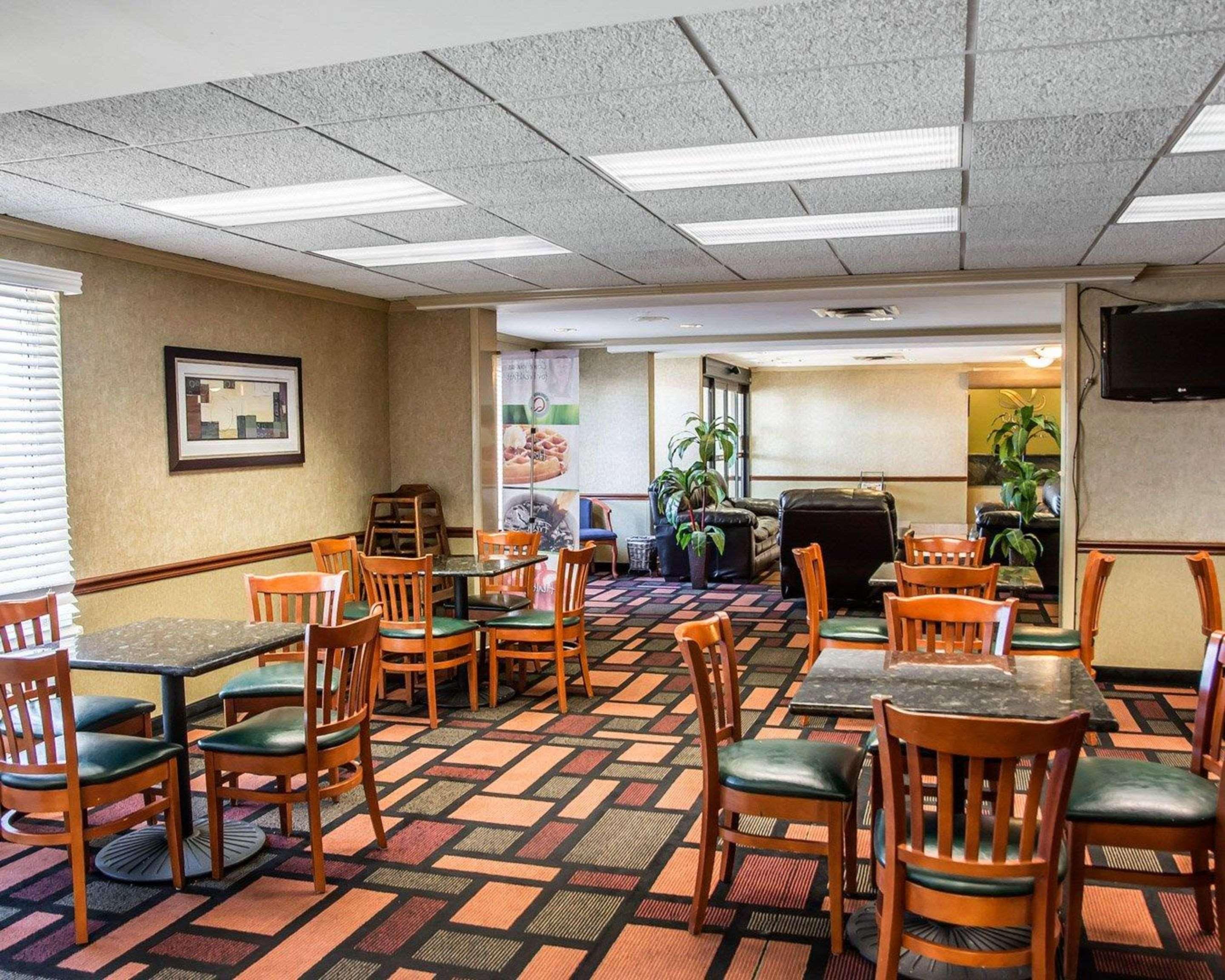 Quality Inn & Suites Cvg Airport Ерланджър Екстериор снимка