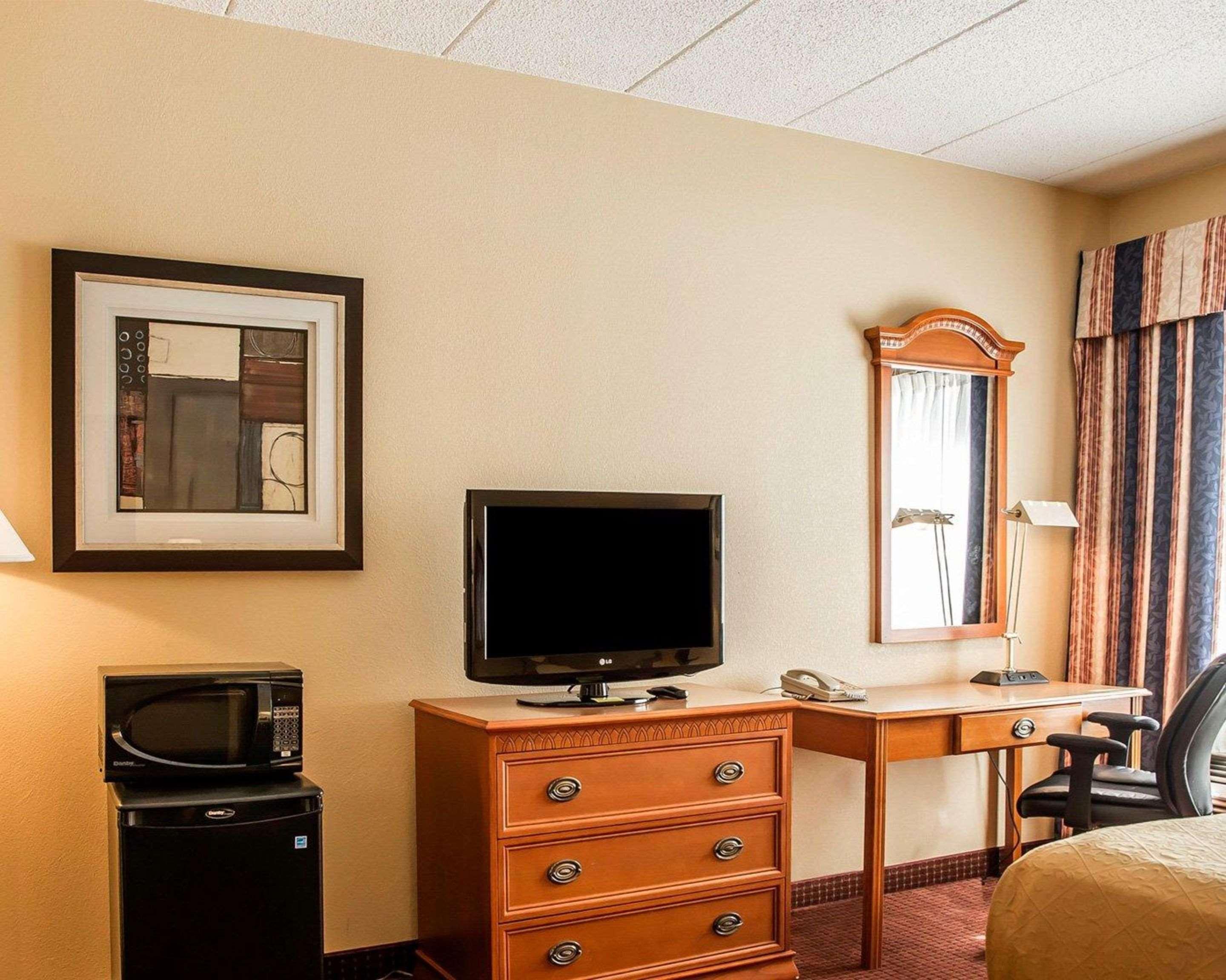 Quality Inn & Suites Cvg Airport Ерланджър Екстериор снимка