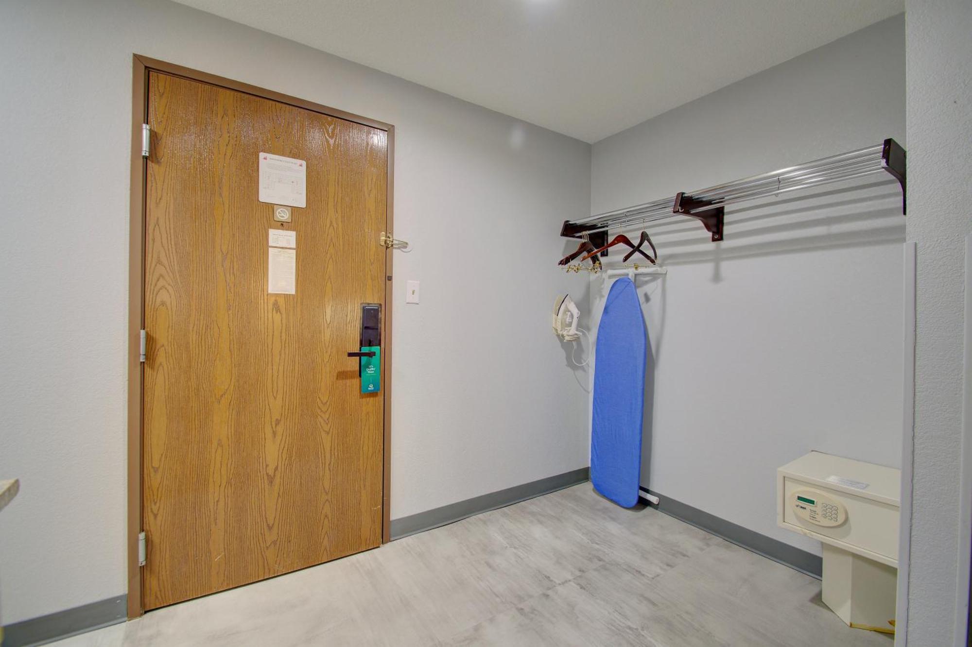 Quality Inn & Suites Cvg Airport Ерланджър Екстериор снимка