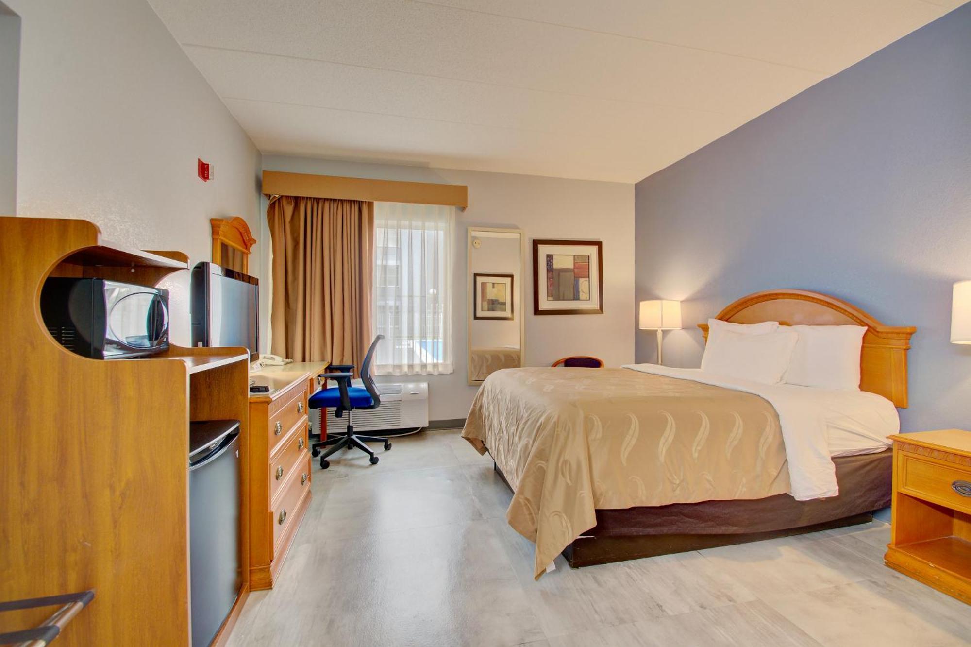 Quality Inn & Suites Cvg Airport Ерланджър Екстериор снимка