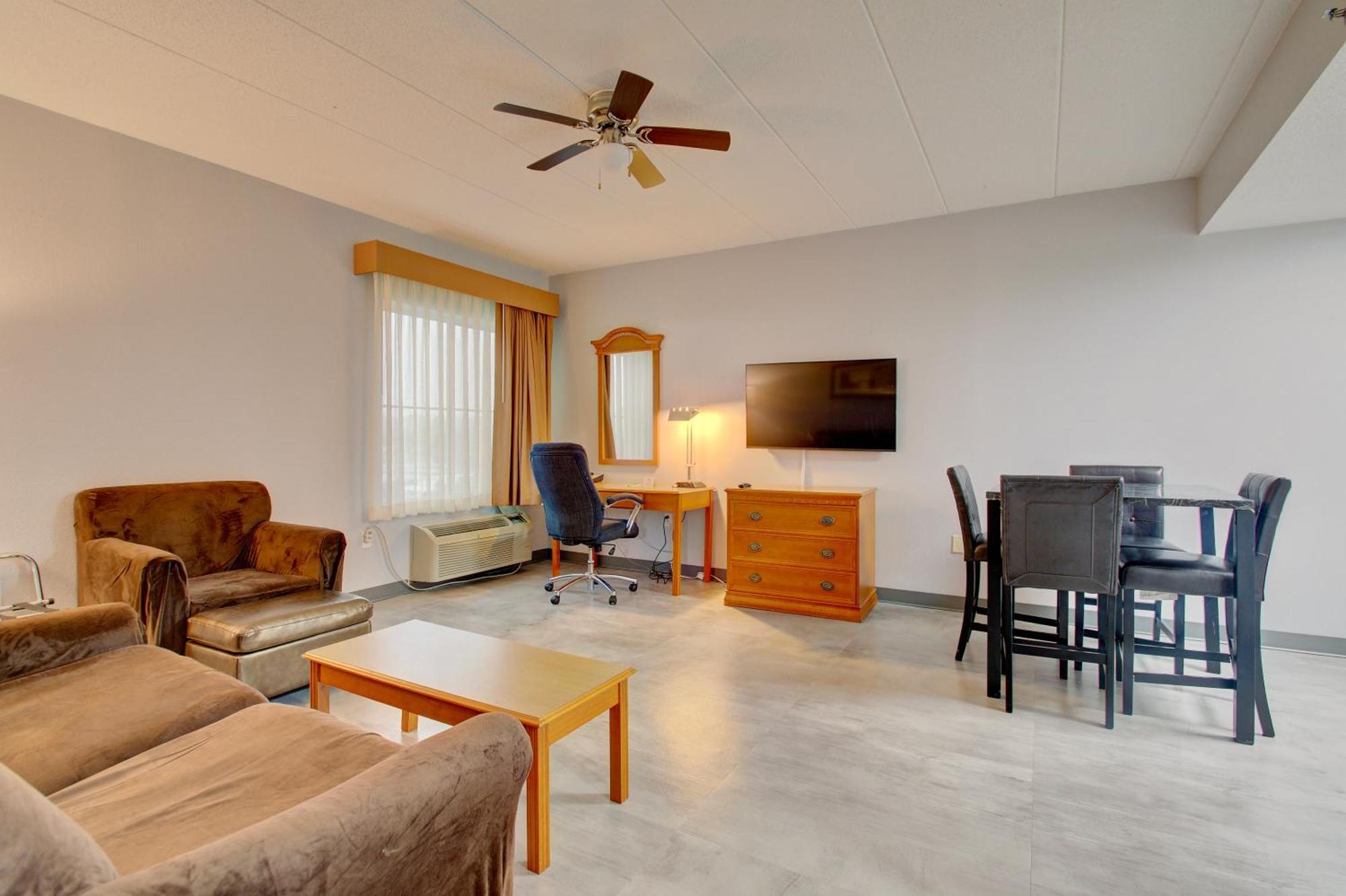 Quality Inn & Suites Cvg Airport Ерланджър Екстериор снимка