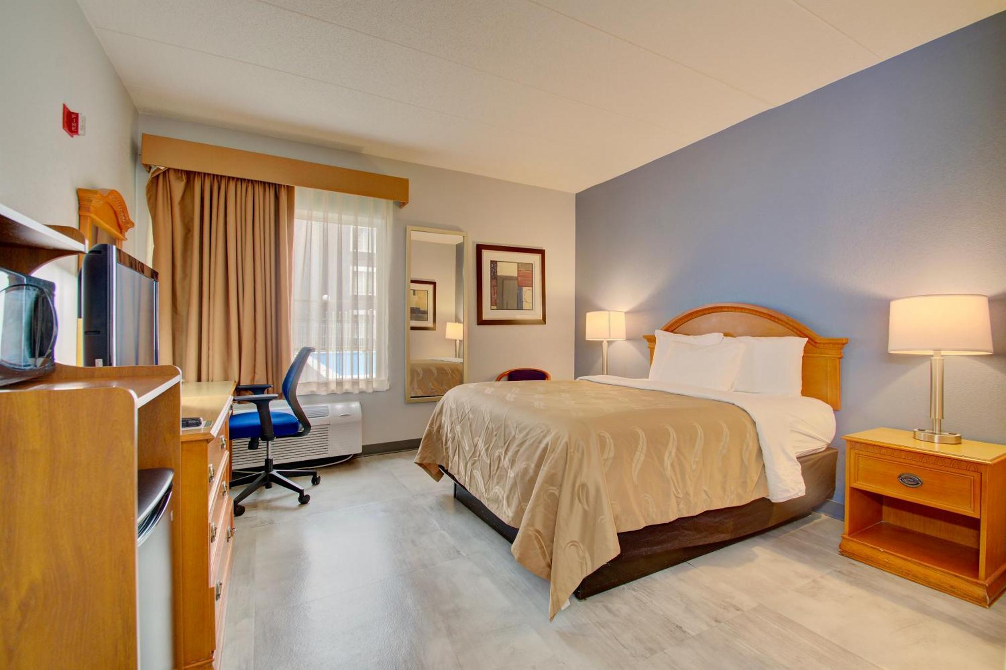 Quality Inn & Suites Cvg Airport Ерланджър Екстериор снимка