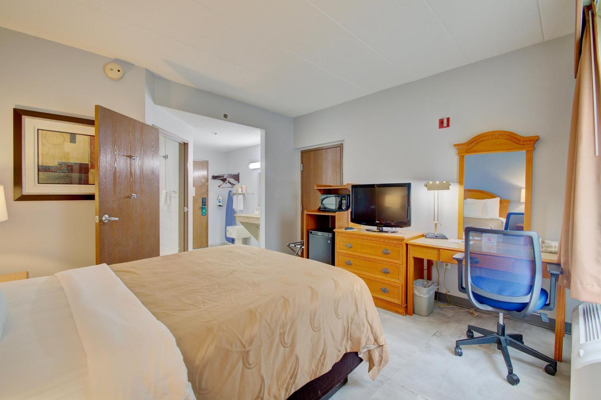 Quality Inn & Suites Cvg Airport Ерланджър Екстериор снимка
