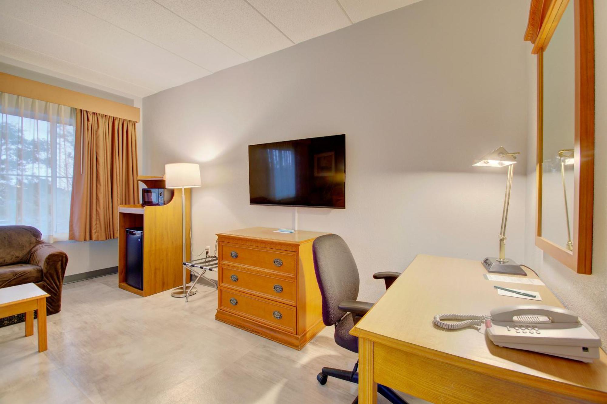 Quality Inn & Suites Cvg Airport Ерланджър Екстериор снимка