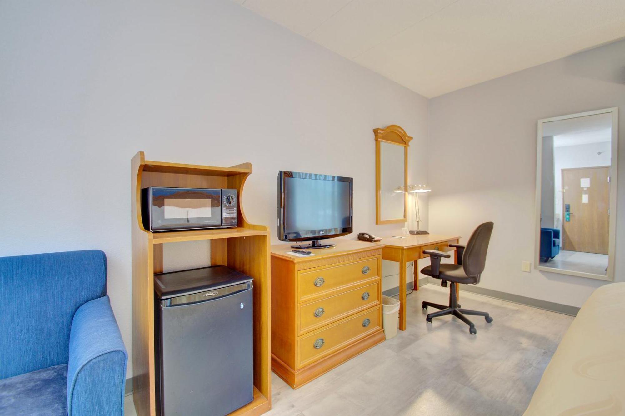 Quality Inn & Suites Cvg Airport Ерланджър Екстериор снимка