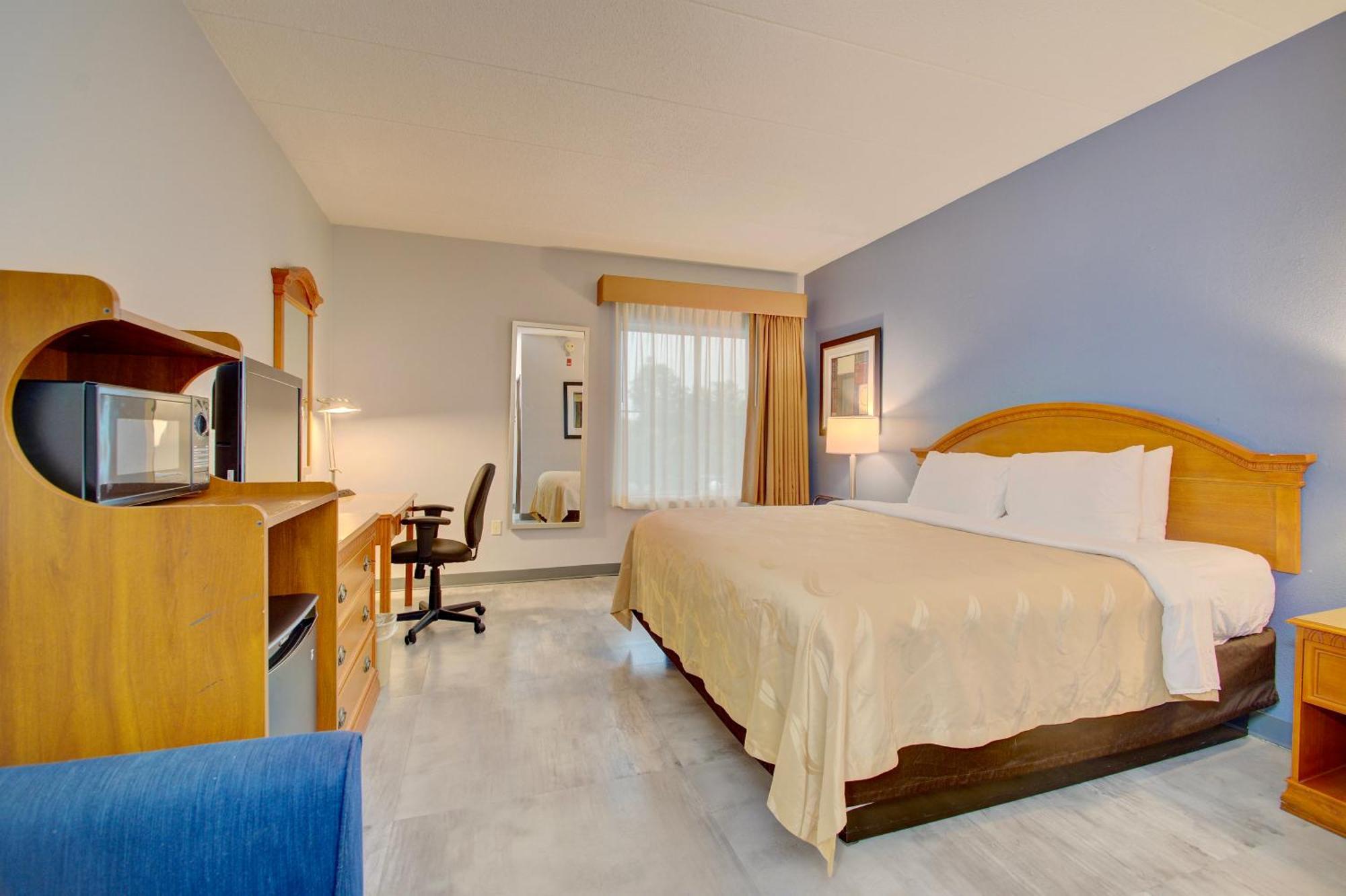 Quality Inn & Suites Cvg Airport Ерланджър Екстериор снимка