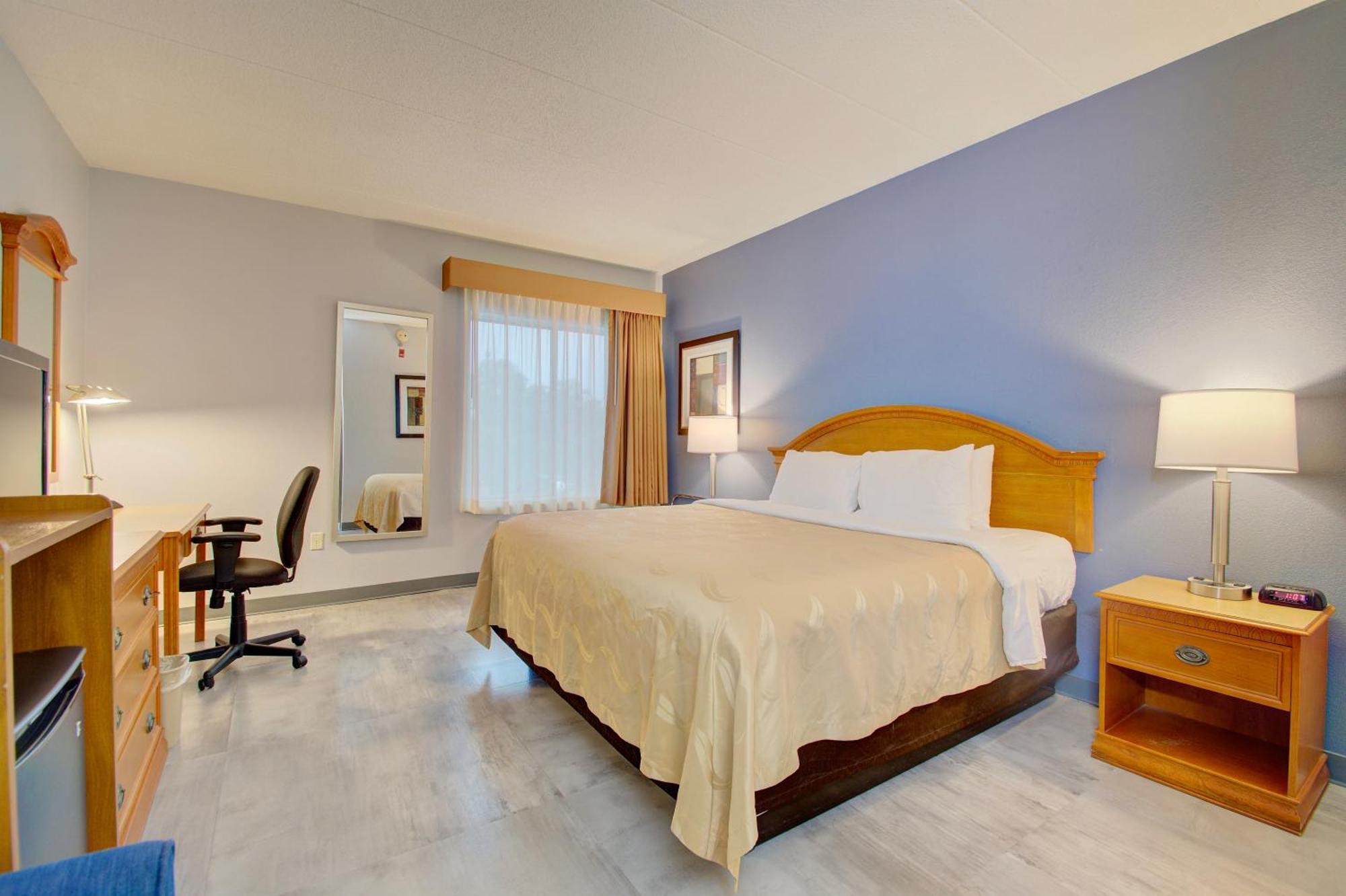 Quality Inn & Suites Cvg Airport Ерланджър Екстериор снимка