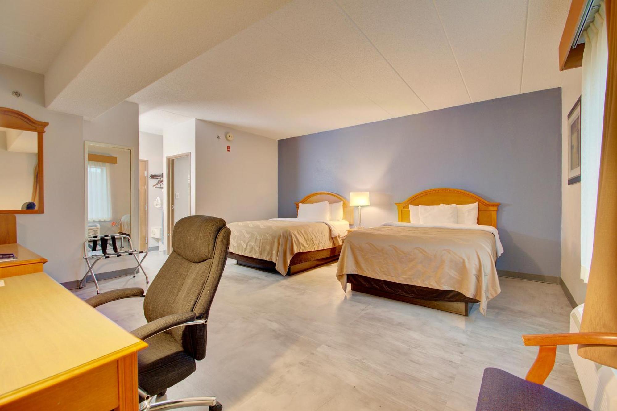 Quality Inn & Suites Cvg Airport Ерланджър Екстериор снимка