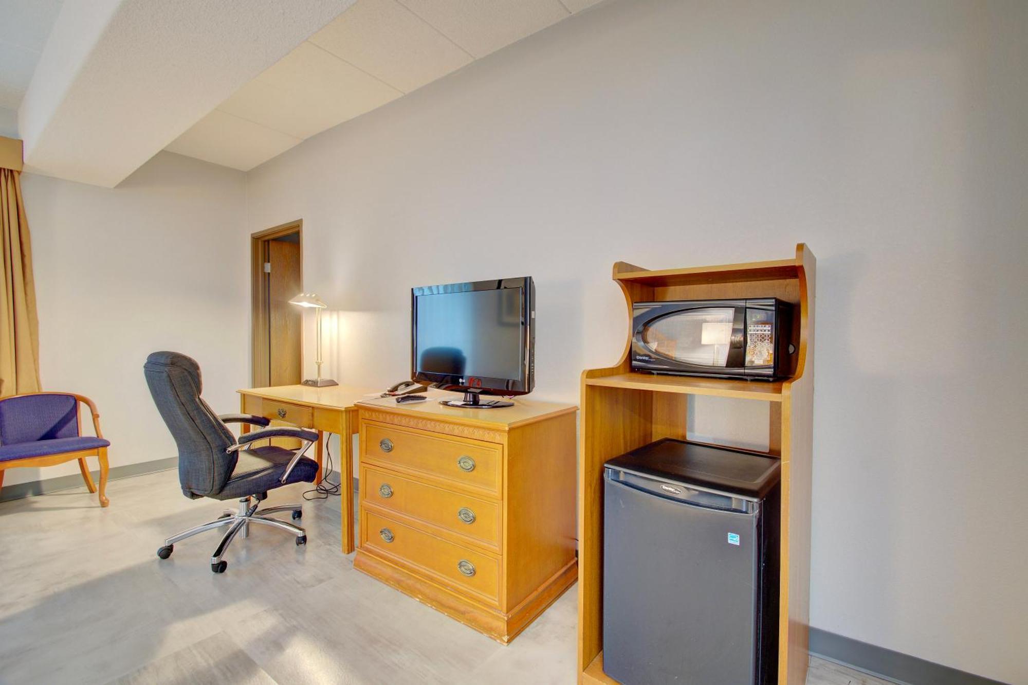 Quality Inn & Suites Cvg Airport Ерланджър Екстериор снимка