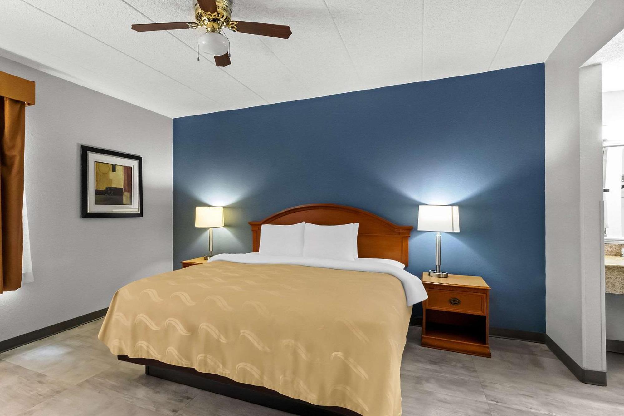 Quality Inn & Suites Cvg Airport Ерланджър Екстериор снимка