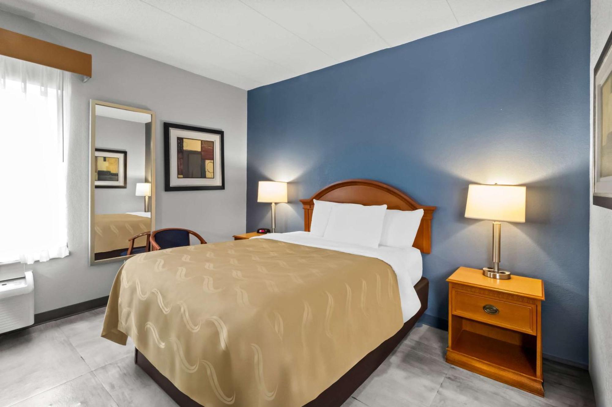 Quality Inn & Suites Cvg Airport Ерланджър Екстериор снимка