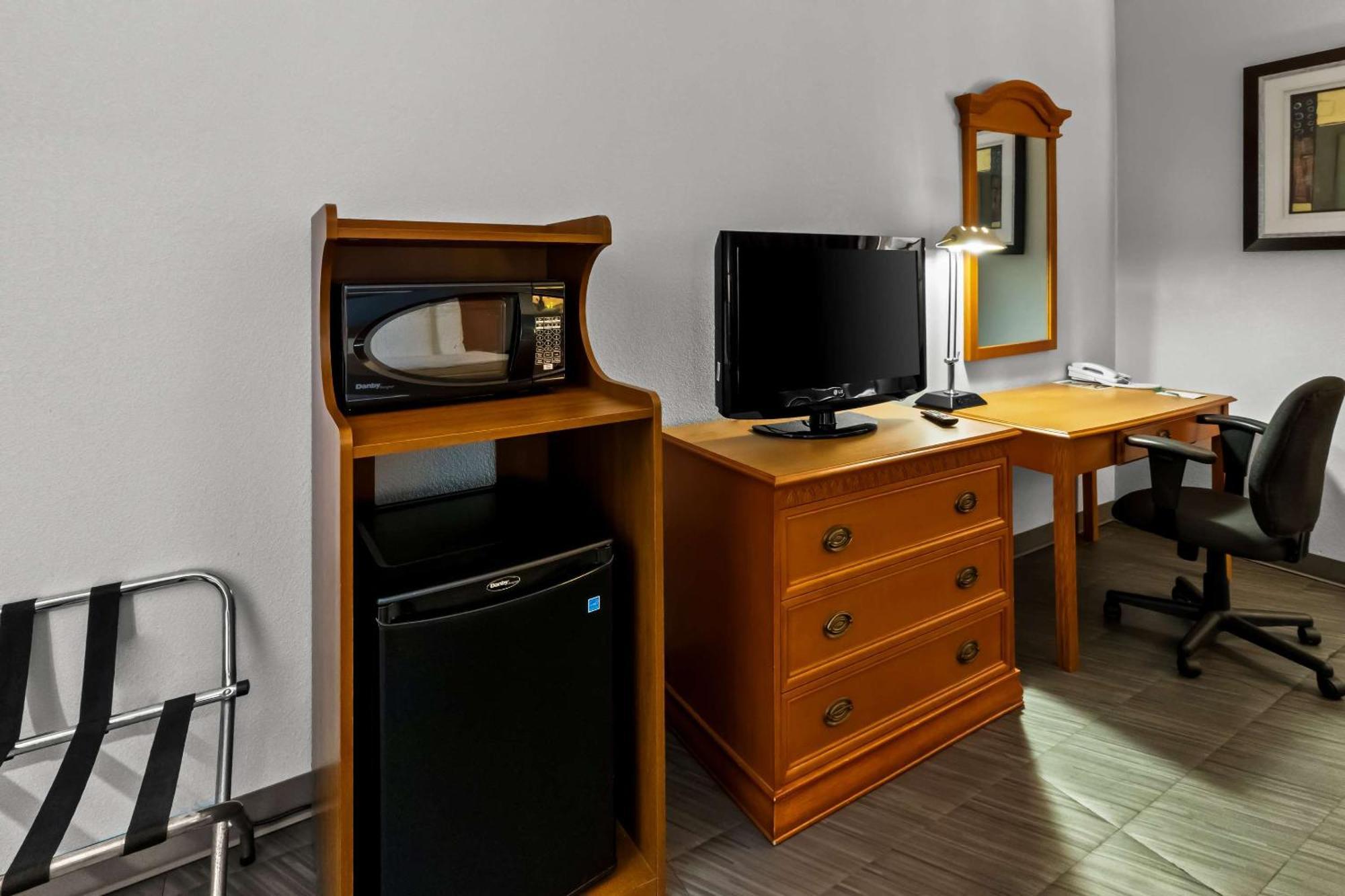 Quality Inn & Suites Cvg Airport Ерланджър Екстериор снимка